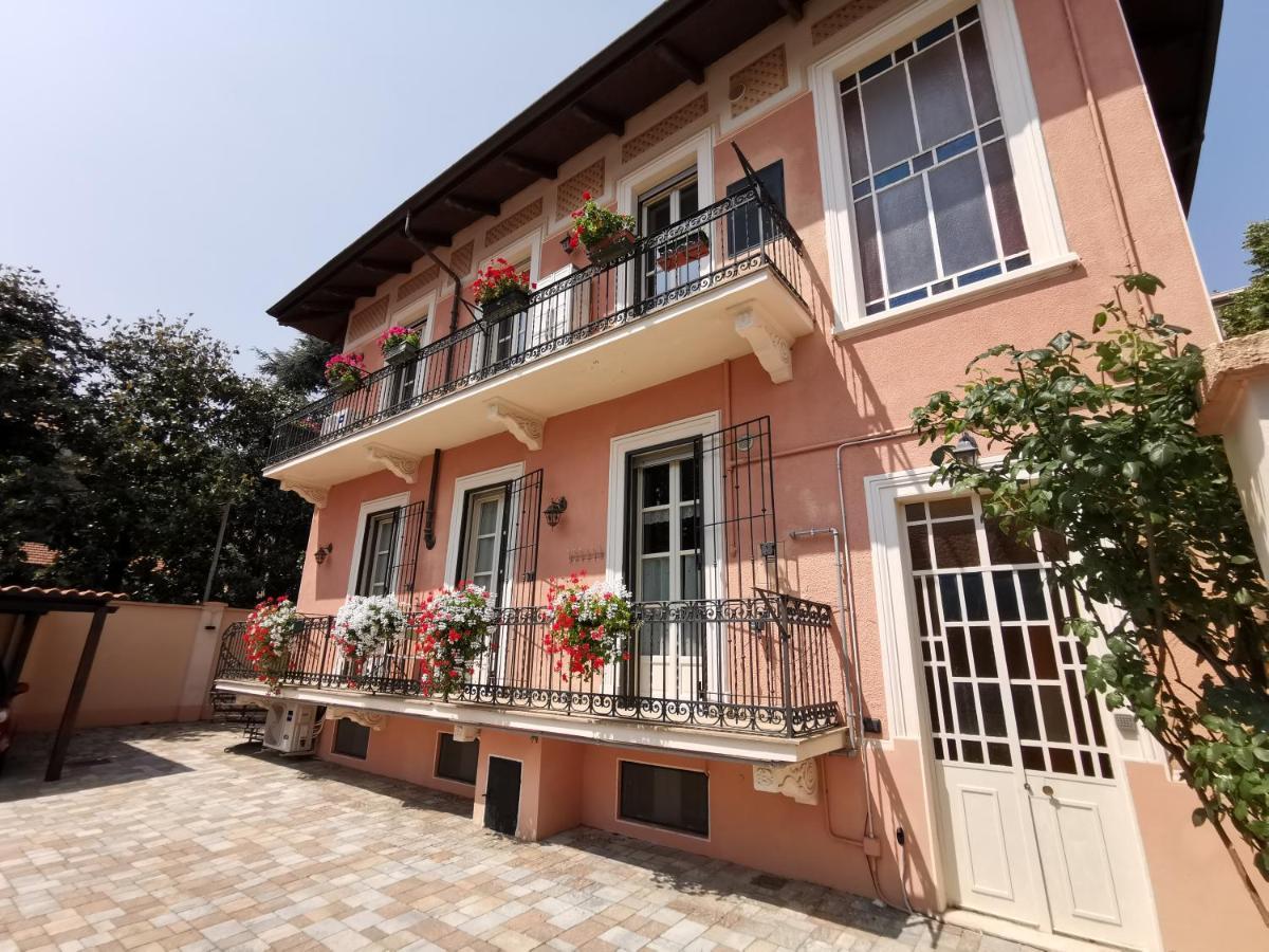 B&B Ad Quintum Torino Колленьо Экстерьер фото