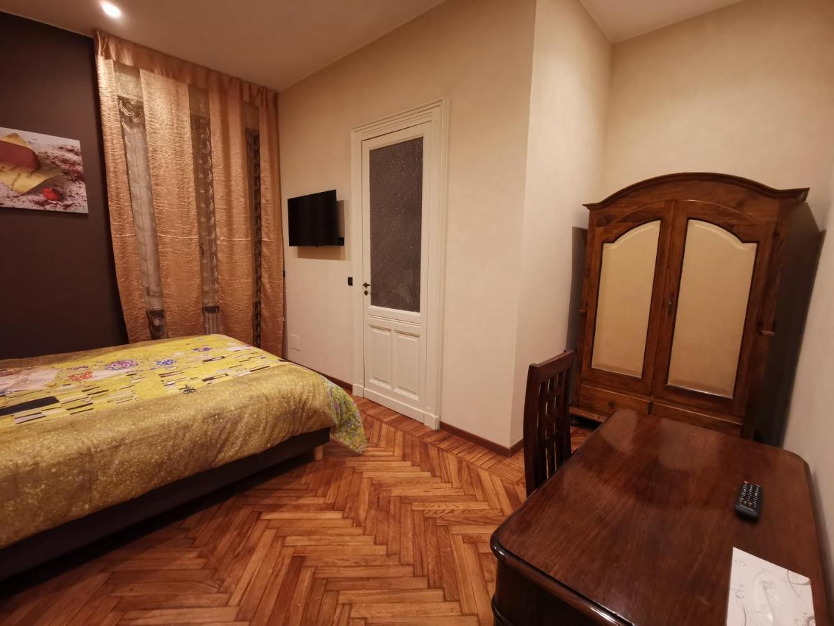 B&B Ad Quintum Torino Колленьо Экстерьер фото