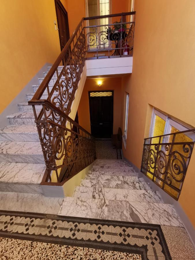 B&B Ad Quintum Torino Колленьо Экстерьер фото